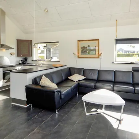 4 Bedroom Gorgeous Home In Haderslev * Haderslev